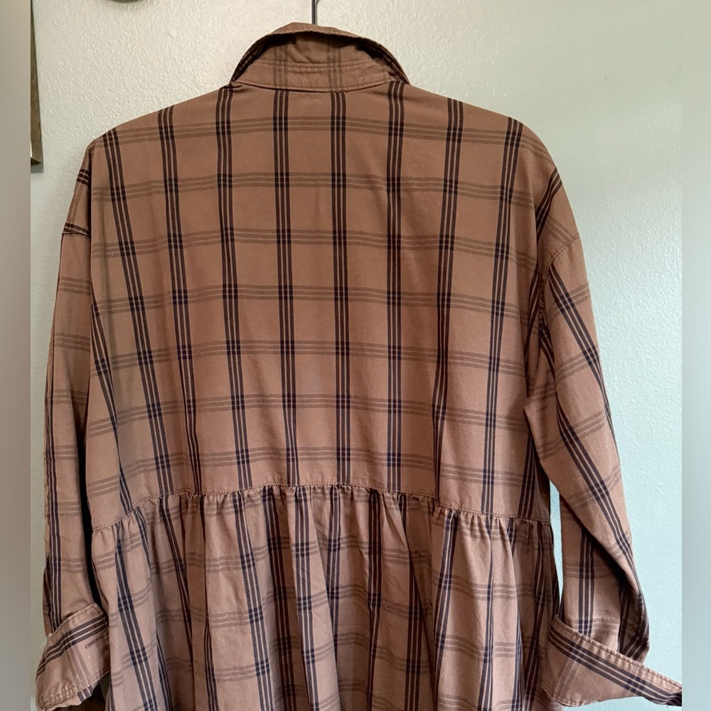 Everlane ‘The Field’ Shirt Dress in Mocha Plaid - Picture 9 of 13